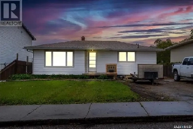 Family-Friendly 4bdrm Bungalow! Excellent Location in NW Regina! Image# 7
