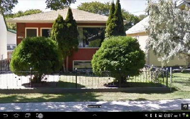 CLEAN, QUIET ROOM IN NICE CENTRAL AREA CLOSE TO lrt Image# 1