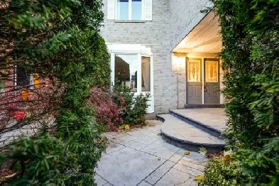 Luxury specious vacation rental Airbnb Image# 5