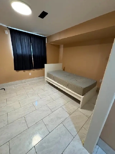 2 OCCUPENCY ROOM FOR RENT NEAR YORK UNIVERSITY Image# 2