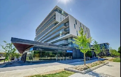 Rent 2 Bed 2 Bath 1 Car Apartment at Yorkdale condo Image# 7
