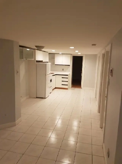 Roncesvalles Village,  High Park 2 bedroom apartment Image# 2