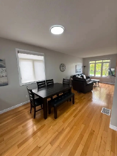 2 Bedroom/ 2 Bathroom Main Floor Apartment Unit Rental Image# 4
