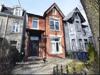 Large 850sq. ft.1 Bedroom Apartment in the heart of Cabbagetown. Image# 4