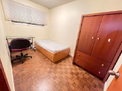 Furnished room near UofM, all utilities included Image# 1