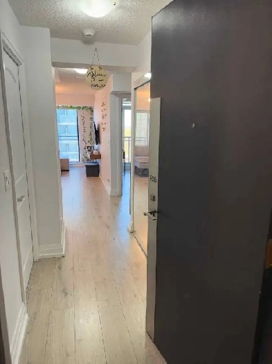 2 bedroom plus den with 2 bathrooms Image# 2