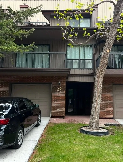 Townhouse for sale Image# 3