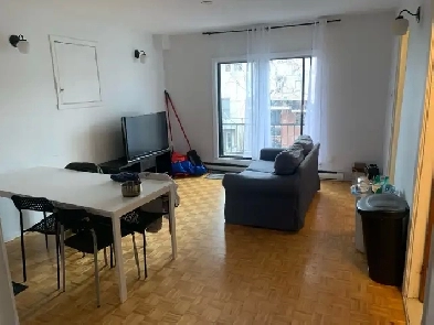 LOCATION APPARTEMENT 4 1/2 MONTREAL // RENT APPARTMENT 4 1/2 Image# 3