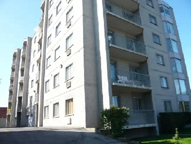 4 1/2 condo a louer a Lachine Image# 9