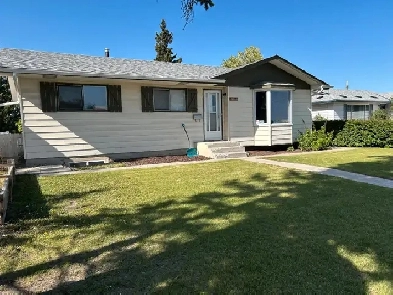 Two bedroom suite for rent in Southwood (SW) Image# 4