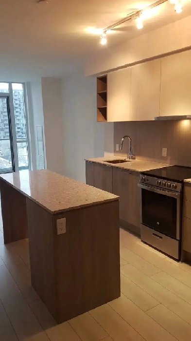 2 Bed   Ded 2 Bath Condo in North York for rent Image# 4