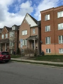 FEMALE ONLY ACCOMODATION NEAR YORK UNIVERSITY