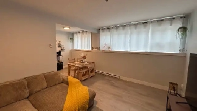 2-Bedroom Apartment   | All Utilities Included | 1-Year Lease Image# 1