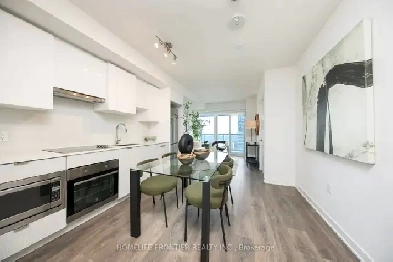 Yonge & Eglinton - 1 Bedroom, 1 Bathroom - Pool open this week! Image# 1