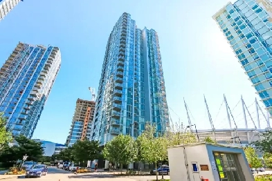 Unfurnished 1 bed, den, solarium w/ parking Downtown 716sqft Image# 1