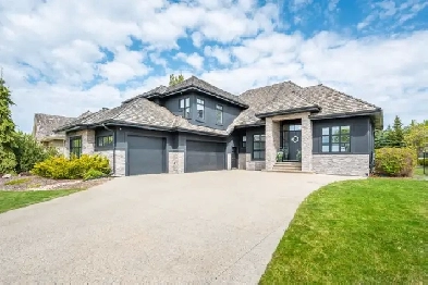 BUNGALOW IN PINNACLE RIDGE ESTATES! Image# 1