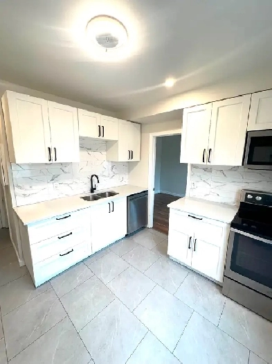 MONTHLY/Oliver /June 1/ Furnished 1 BDR/ INSUITE Laundry/Wifi Image# 1