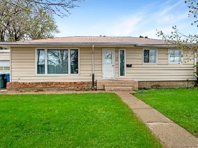 1822 96th Street, North Battleford Image# 4