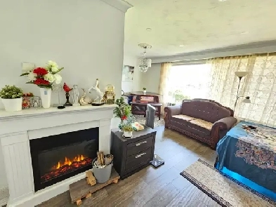 Room in Scarborough at $1,000 Image# 1