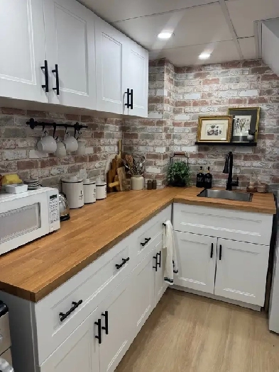 Fully furnished, inclusive 1 bedroom apartment Image# 4