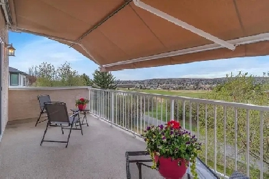 FANTASTIC GOLF COURSE LOCATION! 2 BED TOWNHOUSE IN NW CALGARY! Image# 7