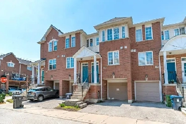 2780 Eglinton Avenue E #3, Toronto Image# 1