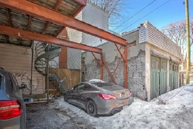 Plateau Parking // Stationnment du Plateau