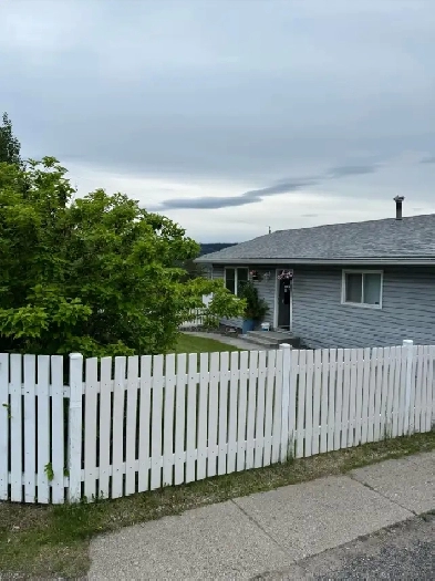 Three bedroom rental Image# 5