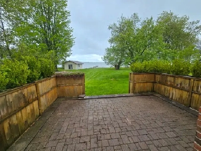 Waterfront 3-Bedroom Home on Wellers Bay PEC Image# 3