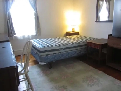 Room For Rent Image# 3