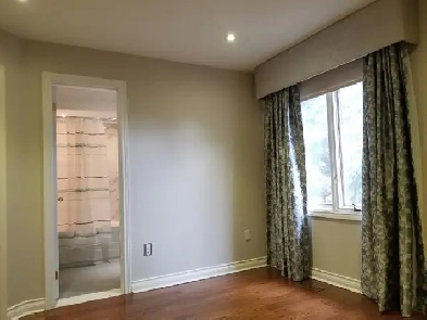 Richmond Hill, Bayview & 16th, Private Bedroom (Female) Image# 4