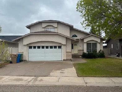 House For Rent In Sought-After Neighbourhood Of Wascana Mew. Image# 10