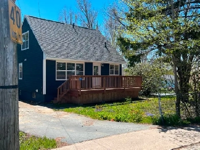 32 Valleyfield Road, Woodlawn - Available July 1st Image# 2