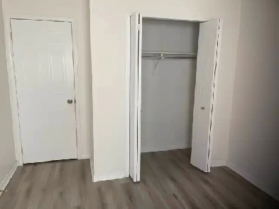 Room for rent $800 on main floor located Elmira/willow road Image# 1