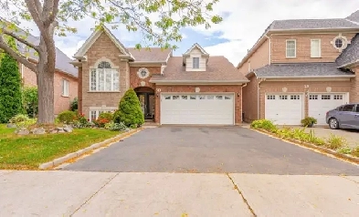 Detachaed Brampton Home For Sale (Bank Foreclosure) Image# 1