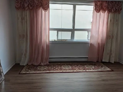 Royal York & Lakeshore - Apt for Rent Image# 1