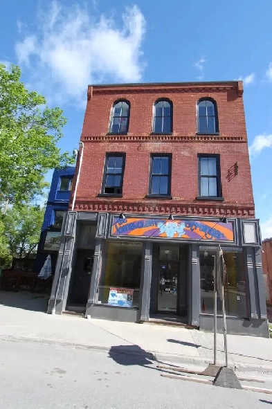 DOWNTOWN CORE | 1 BDRM Image# 1