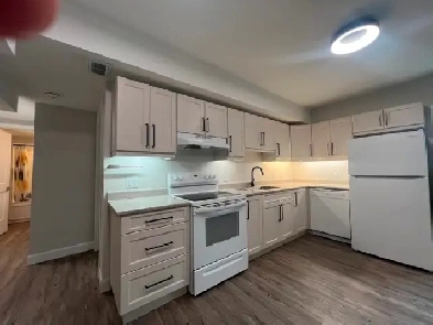 Beautiful 3 bedroom New Build Now Available Image# 8