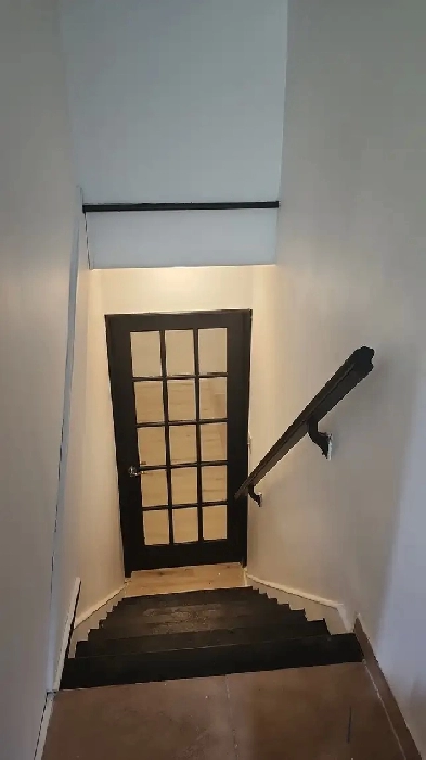 2 bdrms basement appt for rent Image# 1