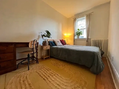 2 Bed 1 Bath Apartment Image# 1