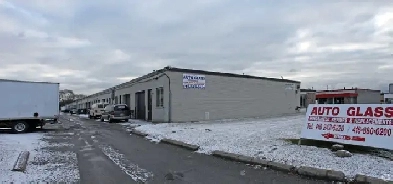 AUTOBODY COMMERCIAL SPACE FOR LEASE  Midland & Ellesmere Image# 2