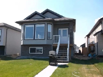 5 BED 2 BATH LEGAL UP DOWN DUPLEX IN WESTPOINTE Image# 9