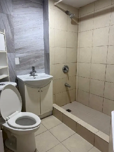 BACHELOR BASEMENT AVAILABLE JULY 1ST! - BRAMPTON Image# 1