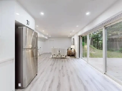 VAUGHAN: BSMT FOR RENT $2000, 2 BED, 1 BATH, 2PRKG.(HYW50/HYW27) Image# 1