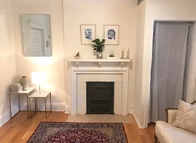 Charming One-Bedroom Apartment in Seaton Village Main Floor Unit Image# 5
