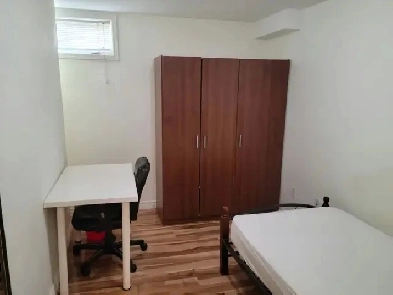 Private Room for Rent / North York / Subway Station Image# 3