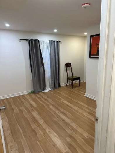 SPACIOUS NEWLY RENOVATED UNIT FOR RENT Image# 4