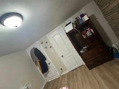 Room for rent with utilities included Image# 1