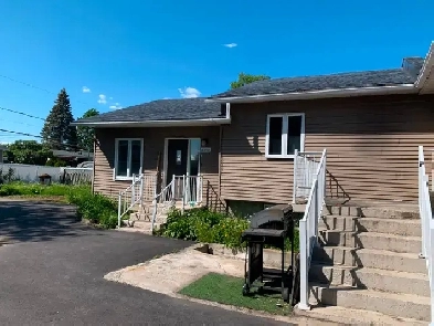 $399,000 - Bungalow for sale in Ste-Catherine Image# 12