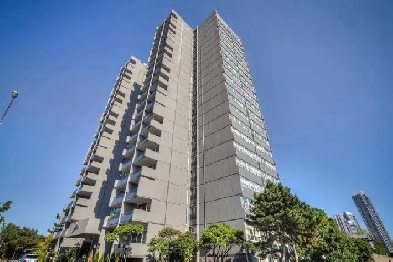 Huge 3 Bed Condo – Kenedy & Sheppard – Walk to Everything Image# 5